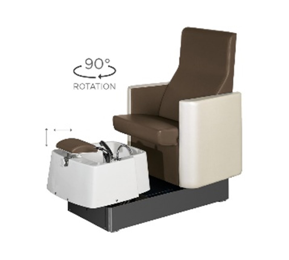 POLTRONA AMPIA ED ELEGANTE